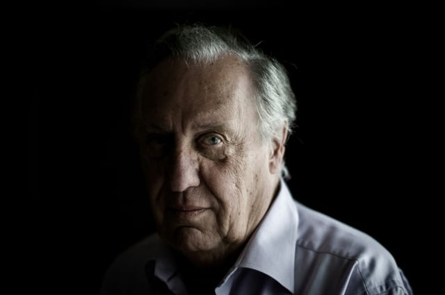 Frederick Forsyth le 16 octobre 2013 à Hong Kong.
