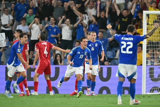 L'attaquant de l'Italie Giacomo Raspadori après l'ouverture du score contre la Moldavie en match de qualifications pour le Mondial-2026 le 9 juin 2025 à Reggio Emilia