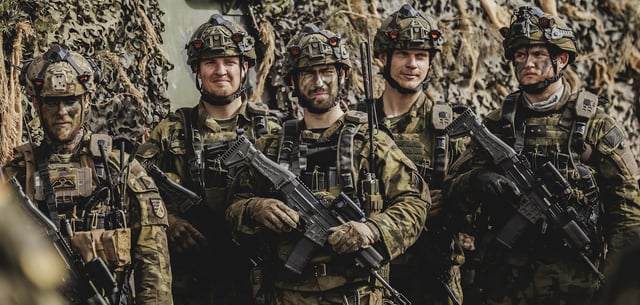 Bewaffnete Soldaten im Rahmen einer Übung der Bundeswehr