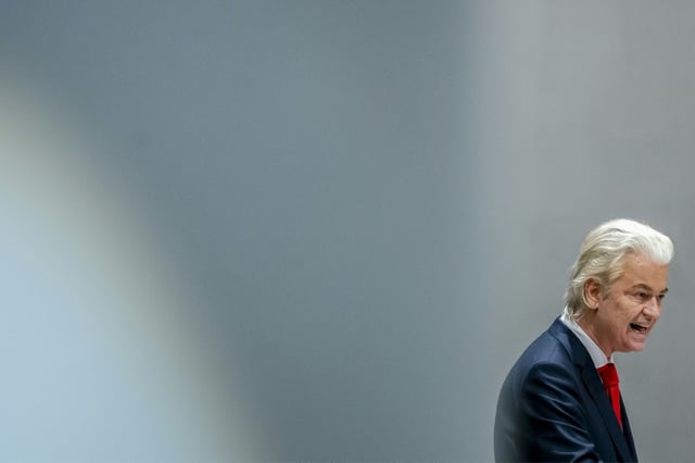 Ein wichtiger möglicher Koalitionspartner des niederländischen Rechtspopulisten Geert Wilders hat eine Zusammenarbeit mit ihm ausgeschlossen und damit seine Chancen auf die Wahl zum Regierungschef nach den anstehenden Neuwahlen gesenkt.