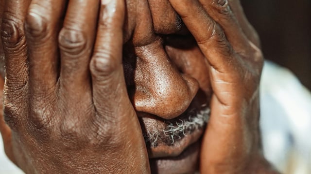Study Finds Bipolar Disorder, Depression After 40 May Lead To Risk Of Dementia (Credits: Pexels)