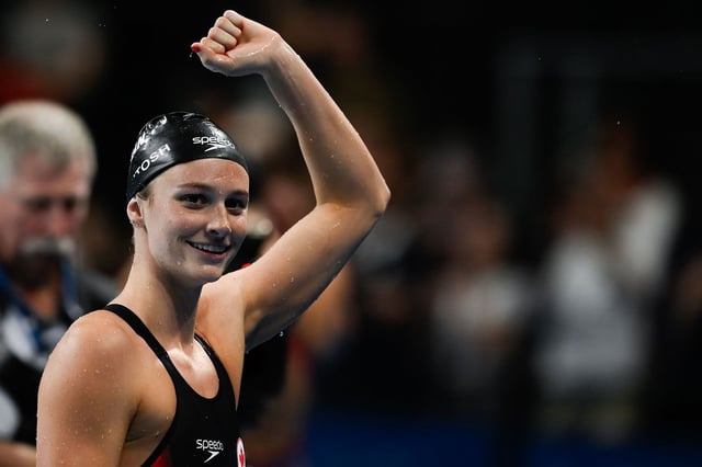 Summer Mcintosh broke another world record at the Canadian Swimming Trials on Monday, this time in the 200m individual medley.
