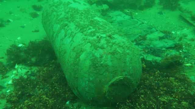 Ein versenkter Munitionsrest liegt in der Kolberger Heide am Ausgang der Kieler Förde in der Ostsee. (Archivbild: 18.10.2017)