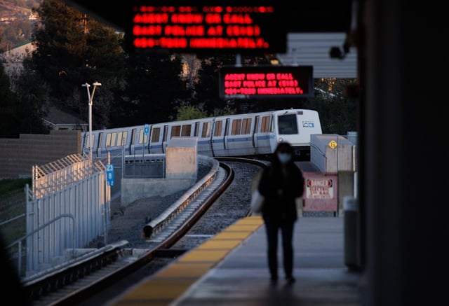 FREMONT, CALIFORNIA – March 10: A BART train departs from the Fremont BART Station during the evening commute on March 10, 2022. (Dai Sugano/Bay Area News Group)