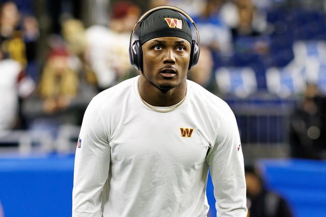 Terry McLaurin #17 of the Washington Commanders