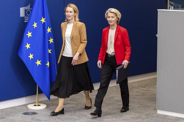 European Commission President Ursula von der Leyen, right, and European Union foreign policy chief Kaja Kallas arrive for a media briefing at EU headquarters in Brussels, Tuesday, June 10, 2025. (AP Photo/Geert Vanden Wijngaert)