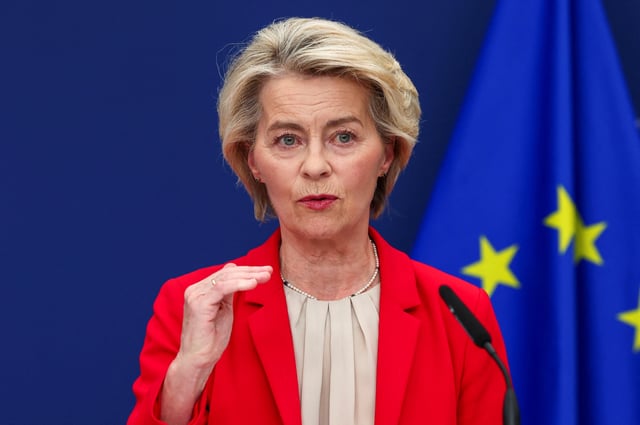 «Notre message est très clair : cette guerre doit cesser. Nous avons besoin d’un véritable cessez-le-feu et la Russie doit venir à la table des négociations avec une proposition sérieuse», a déclaré la présidente de la Commission européenne.
