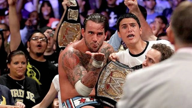 John Cena vs CM Punk - Money in the Bank 2011