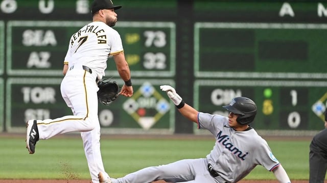 Jun 10, 2025; Pittsburgh, Pennsylvania, USA;  Pittsburgh Pirates shortstop Isiah Kiner-Falefa (7) forces out Miami Marlins runner Javier Sanoja (46) during the fifth inning at PNC Park. Mandatory Credit: Philip G. Pavely-Imagn Images