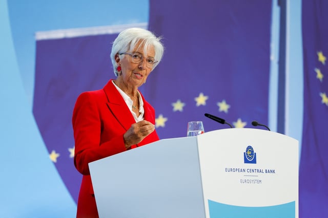 European Central Bank (ECB) President Christine Lagarde addresses the media after the ECB's Governing Council meeting, at the ECB headquarters in Frankfurt, Germany, June 5, 2025. REUTERS/Heiko Becker/File Photo