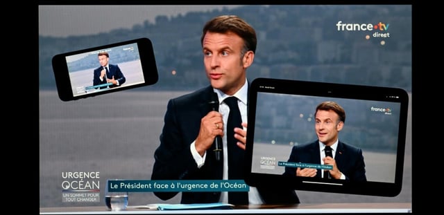 Le président Emmanuel Macron lors de l'émission télévisée "Urgence océan: un sommet pour tout changer"sur France 2, en marge de la conférence Unoc3, le 10 juin 2025 à Nice