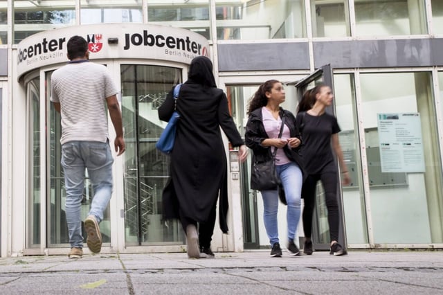 Das Bild zeigt ein Jobcenter in Neukölln.