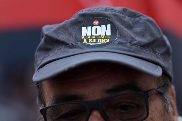 L’âge légal de départ à 64 ans en 2030 oppose toujours syndicats et patronat.