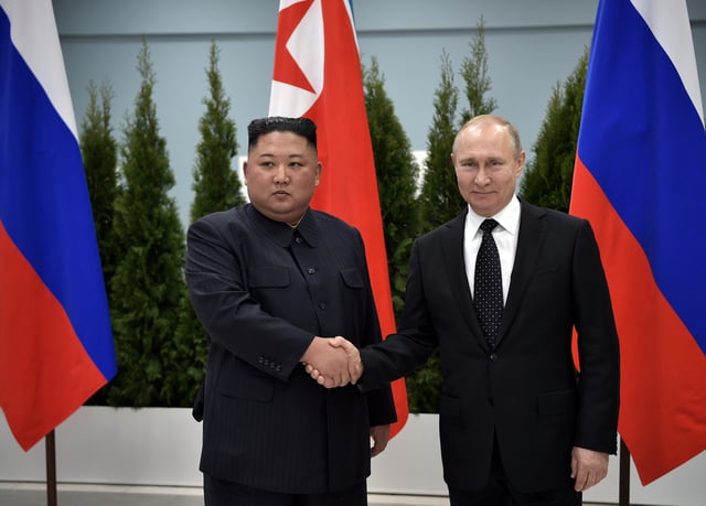 Russian President Vladimir Putin (R) meets with North Korea's leader Kim Jong Un in Vladivostok, Russia April 25, 2019. Sputnik/Alexei Nikolsky/Kremlin via REUTERS/File Photo