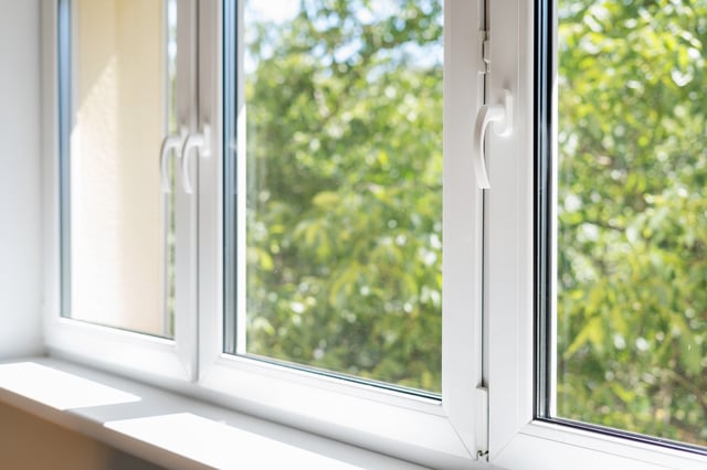 A stock photo shows closed windows.