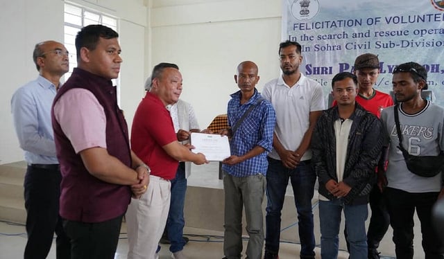 Felicitates