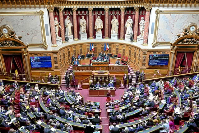 La taxe dite Zucman, qui vise les ultra-riches, est examinée à partir de ce jeudi 12 juin au Sénat, après avoir été adoptée par l’Assemblée nationale il y a quelques mois.
