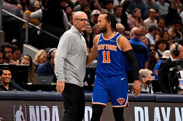 Dallas Mavericks head coach Jason Kidd and New York Knicks guard Jalen Brunson (11) during the game between the Dallas Mavericks and the New York Knicks at the American Airlines Center on Nov. 27, 2024.