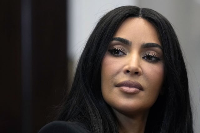 Kim Kardashian en una de sus visitas a la Casa Blanca en 2024 para pedir el indulto a varios presos.