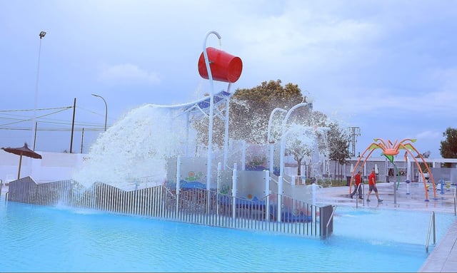 Piscina de verano en Paterna.