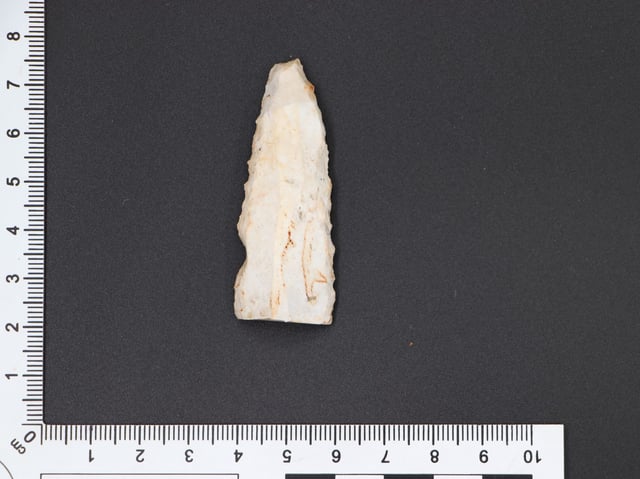 In NRW wurde eine 4500 Jahre alte Feuersteinklinge entdeckt.
