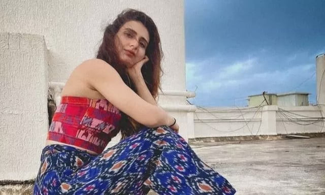 Anurag Basu does work with a script: Fatima Sana Shaikh