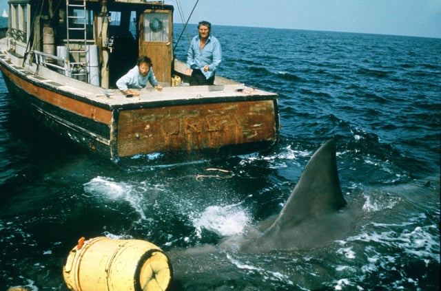 Richard Dreyfuss, Robert Shaw Jaws - 1975 Director: Steven Spielberg