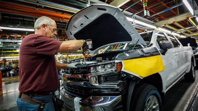 GM wants to bring manufacturing jobs back to Detroit.
