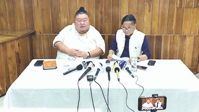 (L-R) Imna Along and CL John addressing the media. (NP)