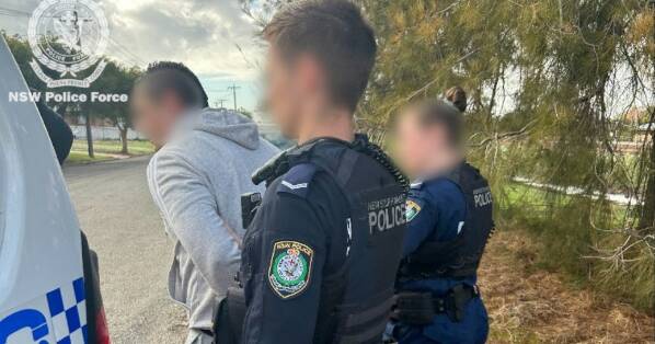 Police arrest Jacob Higgins in Narrandera. Picture supplied by NSW Police