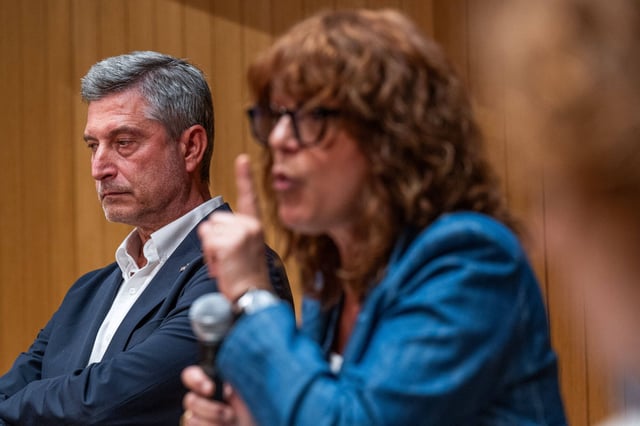 La primera teniente de alcalde, Laia Bonet (PSC), y el líder de Junts en Barcelona, Jordi Martí, en una imagen de archivo.