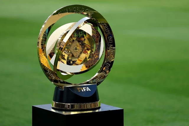 Le trophée de la Coupe du monde des clubs présenté au match entre Los Angeles FC et Club América  au BMO Stadium de Los Angeles (Californie) le 31 mai 2025