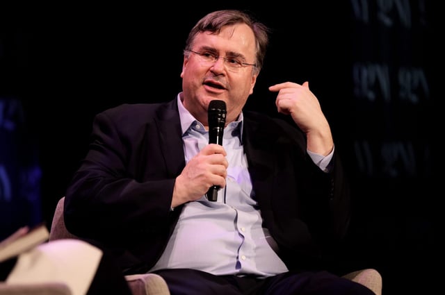 The billionaire entrepreneur says Gen Z job-seekers would be better off leveraging AI tools and their connections if they want to land a job right now.