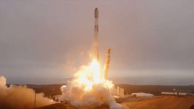 Falcon 9 lifts 26 Starlink satellites, pushing total launches to 72 in 2025