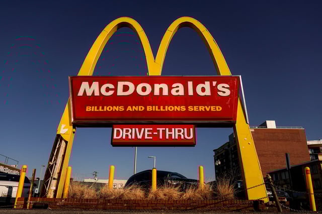 The logo for McDonald's restaurant is seen as McDonald's Corp. reports fourth quarter earnings, in Arlington, Virginia, U.S., January 27, 2022.      REUTERS/Joshua Roberts/File Photo