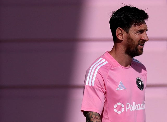 Soccer Football - Club World Cup - Inter Miami Training - Florida Blue Training Center, Fort Lauderdale, Florida, U.S. - June 13, 2025 Inter Miami's Lionel Messi during training REUTERS/Hannah Mckay