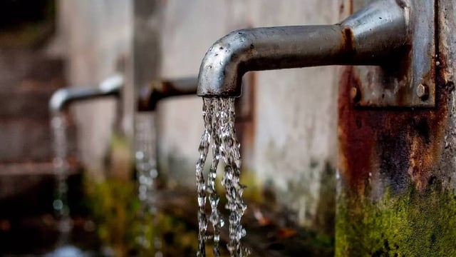 Delhi faces widespread water crisis as Yamuna levels dip below normal