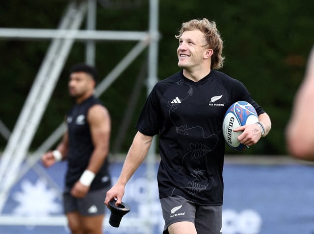 Rugby Union - Rugby World Cup 2023 - New Zealand Training - Omnisport Croissy Stadium, Croissy-sur-Seine, Paris, France - October 19, 2023 New Zealand's Damian McKenzie during training REUTERS/Stephanie Lecocq/File Photo