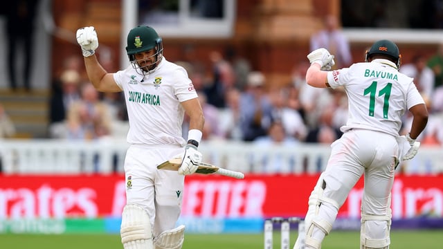 Aakash Chopra says Aiden Markram's technique reminds him a little bit about Jacques Kallis. 