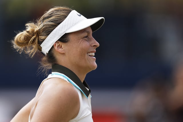 Tennis - Queen's Club Championships - Queen's Club, London, Britain - June 14, 2025 Germany's Tatjana Maria celebrates after winning her semi final match against Madison Keys of the U.S. Action Images via Reuters/Andrew Couldridge