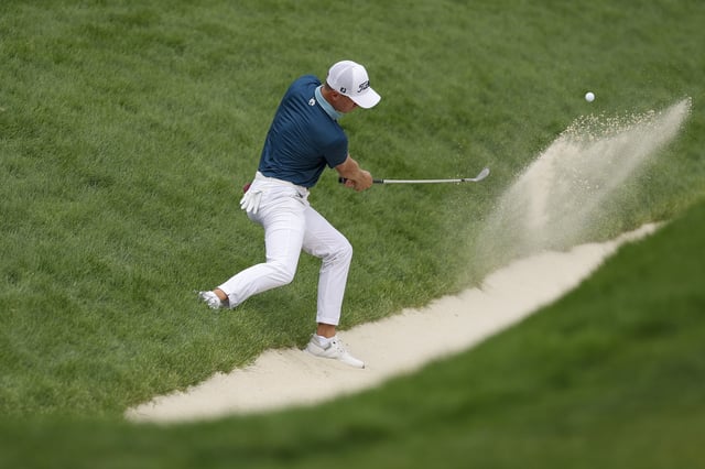 OAKMONT, PENNSYLVANIA - JUNE 13: Justin Thomas of the United States plays a shot from the bunker on the 16th hole during the second round of the 125th U.S. OPEN at Oakmont Country Club on June 13, 2025 in Oakmont, Pennsylvania.