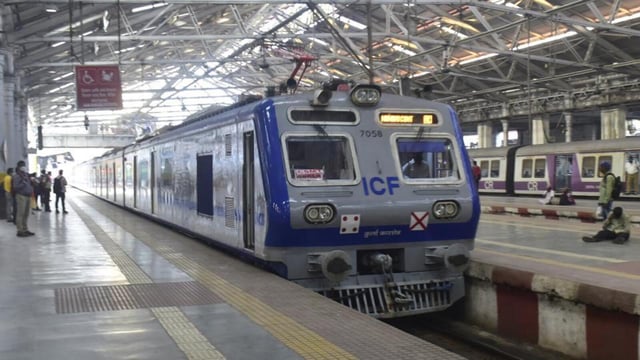 Mumbai, India - Dec. 17, 2020: First Air Condition local train of the Central Railway Main line arrives at Chhatrapati Shivaji Maharaj Terminus(CSMT). AC local services will be operated from CSMT-Kalyan section in Mumbai, India, on Thursday, December 17, 2020. (Photo by Anshuman Poyrekar/Hindustan Times) (Anshuman Poyrekar/HT Photo)