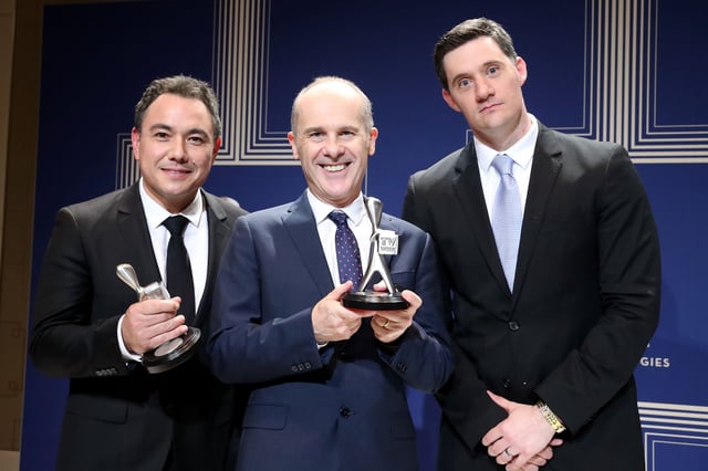 MELBOURNE, AUSTRALIA - APRIL 23:  Sam Pang, Tom Gleisner and Ed Kavalee pose with the Logie Award for Most Outstanding Entertainment Program &#39;Have You Been Paying Attention?&#39; during the 59th Annual Logie Awards at Crown Palladium on April 23, 2017 in Melbourne, Australia.  (Photo by Scott Barbour/Getty Images)