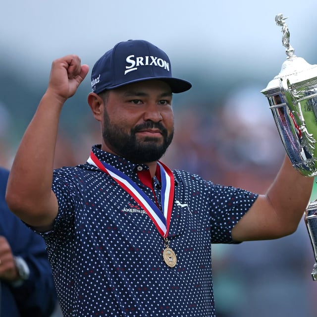 OAKMONT, PENNSYLVANIA - JUNE 15: J. J. Spaun of the United States celebrates with the trophy after winning during the final round of the 125th U.S. OPEN at Oakmont Country Club on June 15, 2025 in Oakmont, Pennsylvania. (Photo by Patrick Smith/Getty Images)