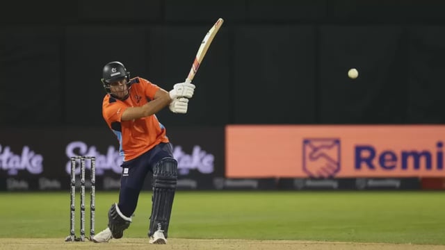 Xavier Bartlett in action as he scores a match-winning 59*(25) for San Francisco Unicorns vs MINY.