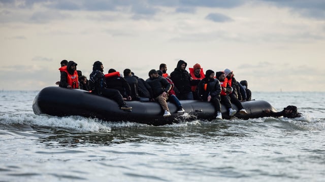 Une embarcation clandestine près de Dunkerque.