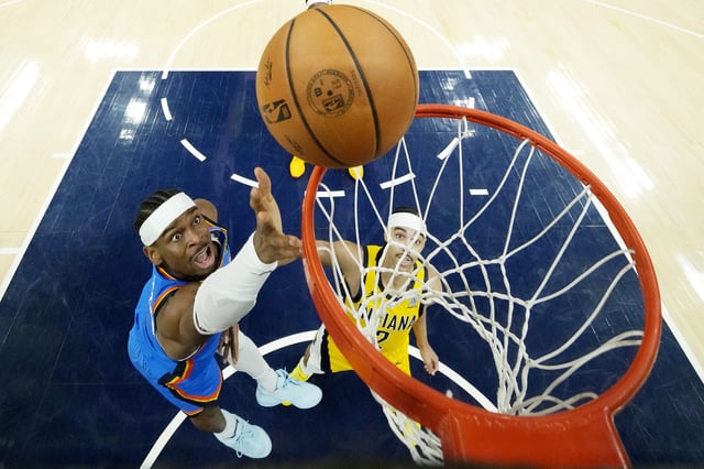 Shai Gilgeous-Alexander and the Thunder are heavily favored over the Pacers, both in Game 5 on Monday night and in the Finals futures markets.