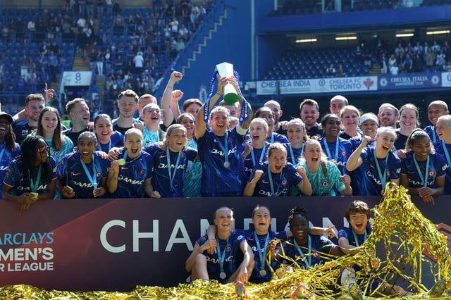 Soccer Football - Women's Super League - Chelsea v Liverpool - Stamford Bridge, London, Britain - May 10, 2025 Chelsea's Millie Bright lifts the trophy as she celebrates with teammates after winning the Women's Super League Action Images via Reuters/Paul Childs/File Photo