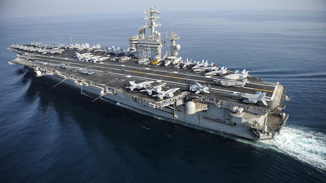 The aircraft carrier USS Nimitz underway in the Persian Gulf in 2013.
