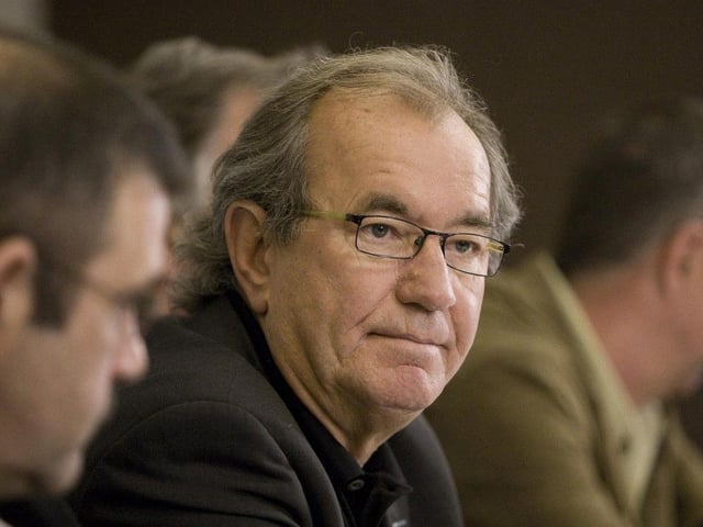 'He was a giant in the labour movement.' Buzz Hargrove speaks to the media at a press conference in Toronto on May 12, 2008, about job losses in Windsor.